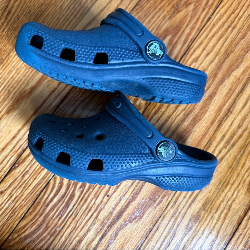 Kids Navy Blue Crocs Size 9